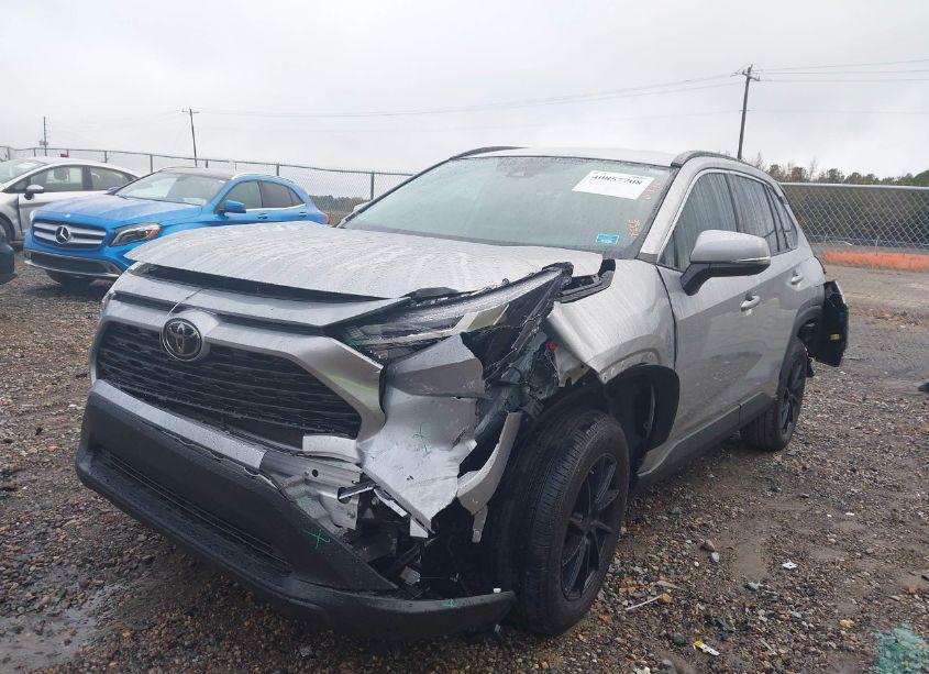 Photo 2 of 2024 Toyota Rav4 XLE (VIN 2T3W1RFV6RC272383)