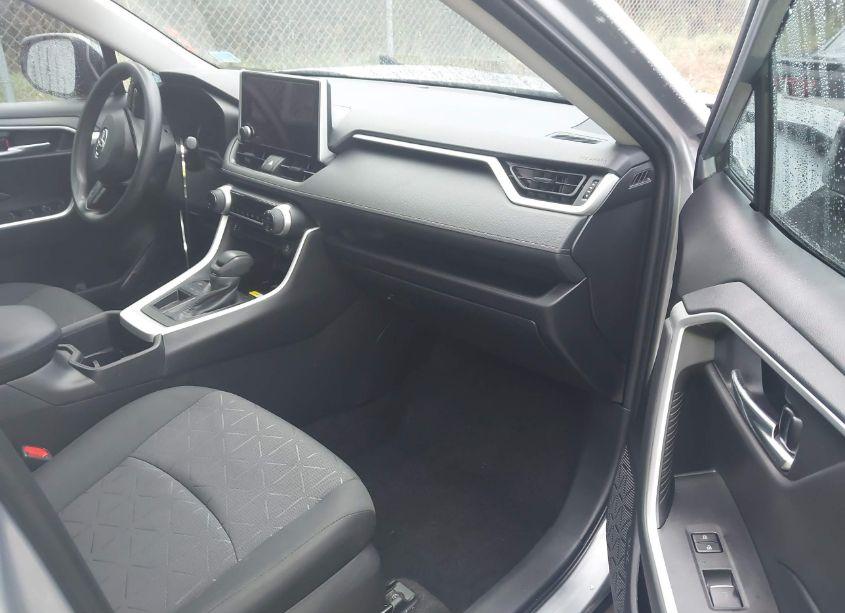 Photo 5 of 2024 Toyota Rav4 XLE (VIN 2T3W1RFV6RC272383)