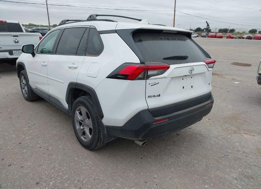 Photo 3 of 2024 Toyota Rav4 XLE (VIN 2T3W1RFV6RC274781)