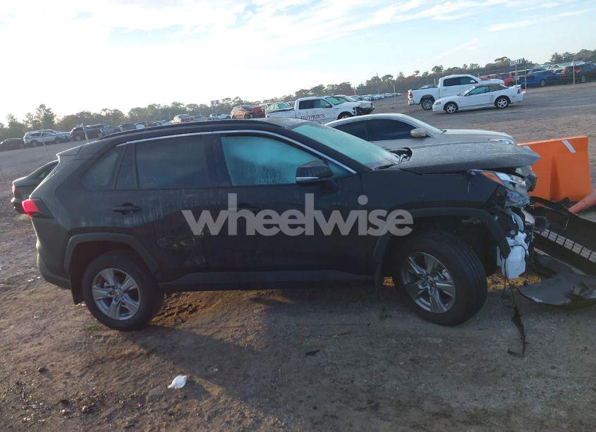 Photo 13 of 2024 Toyota Rav4 XLE (VIN 2T3W1RFV6RC289345)