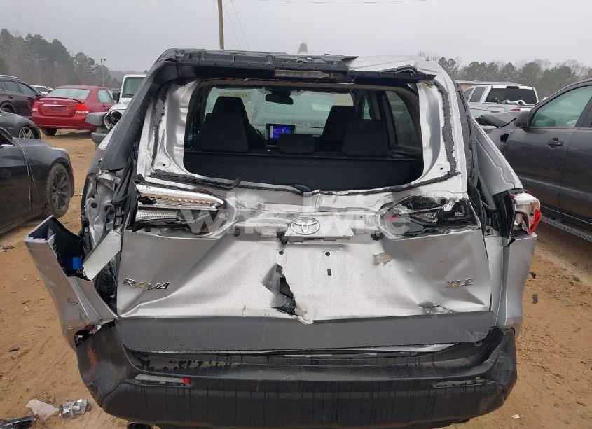 Photo 6 of 2024 Toyota Rav4 XLE (VIN 2T3W1RFV6RC298840)