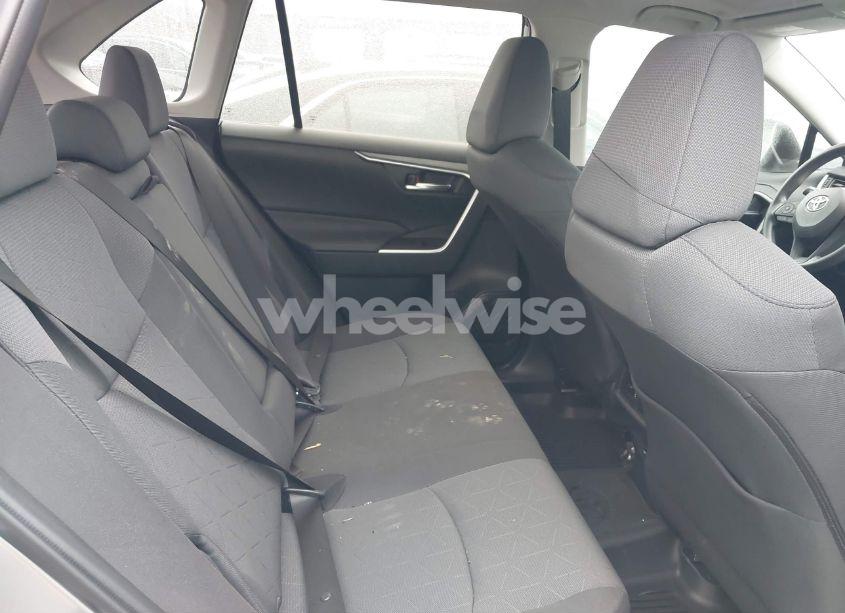 Photo 8 of 2024 Toyota Rav4 XLE (VIN 2T3W1RFV6RC298840)