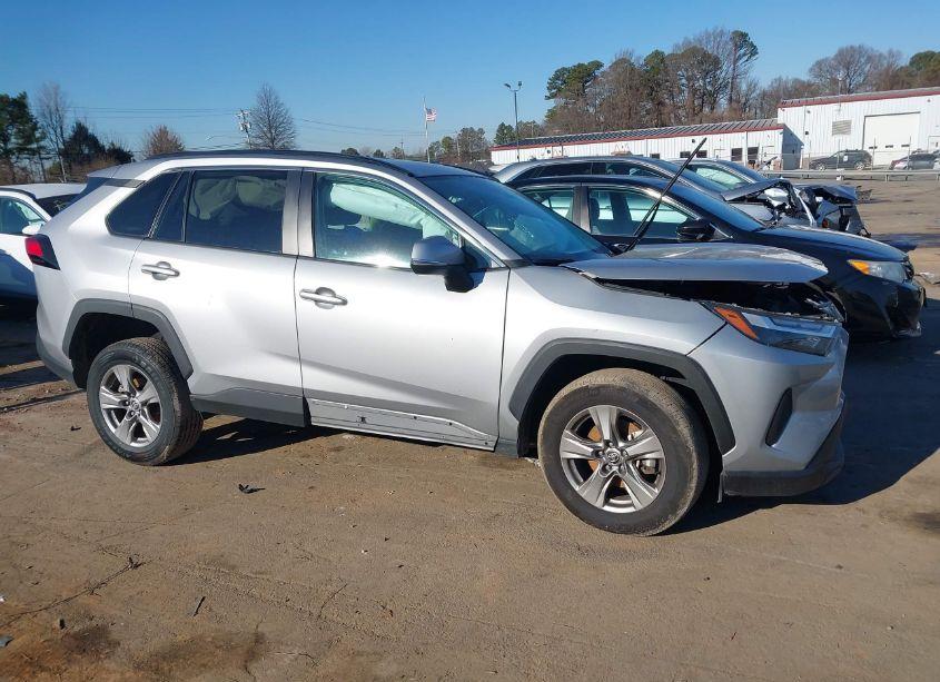 Photo 13 of 2024 Toyota Rav4 XLE (VIN 2T3W1RFV6RW324870)