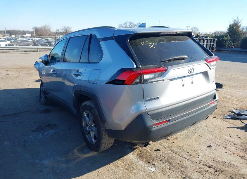 Photo 3 of 2024 Toyota Rav4 XLE (VIN 2T3W1RFV6RW324870)