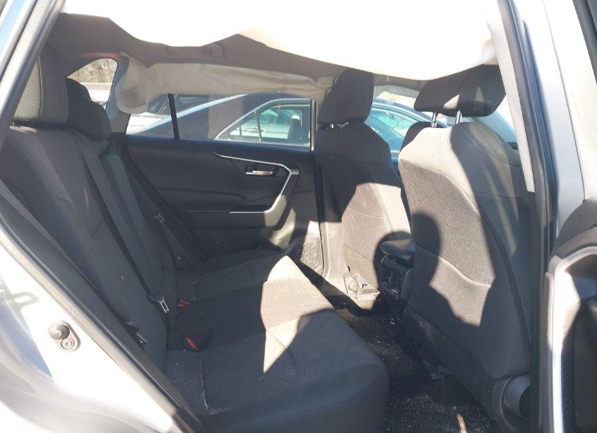 Photo 8 of 2024 Toyota Rav4 XLE (VIN 2T3W1RFV6RW324870)