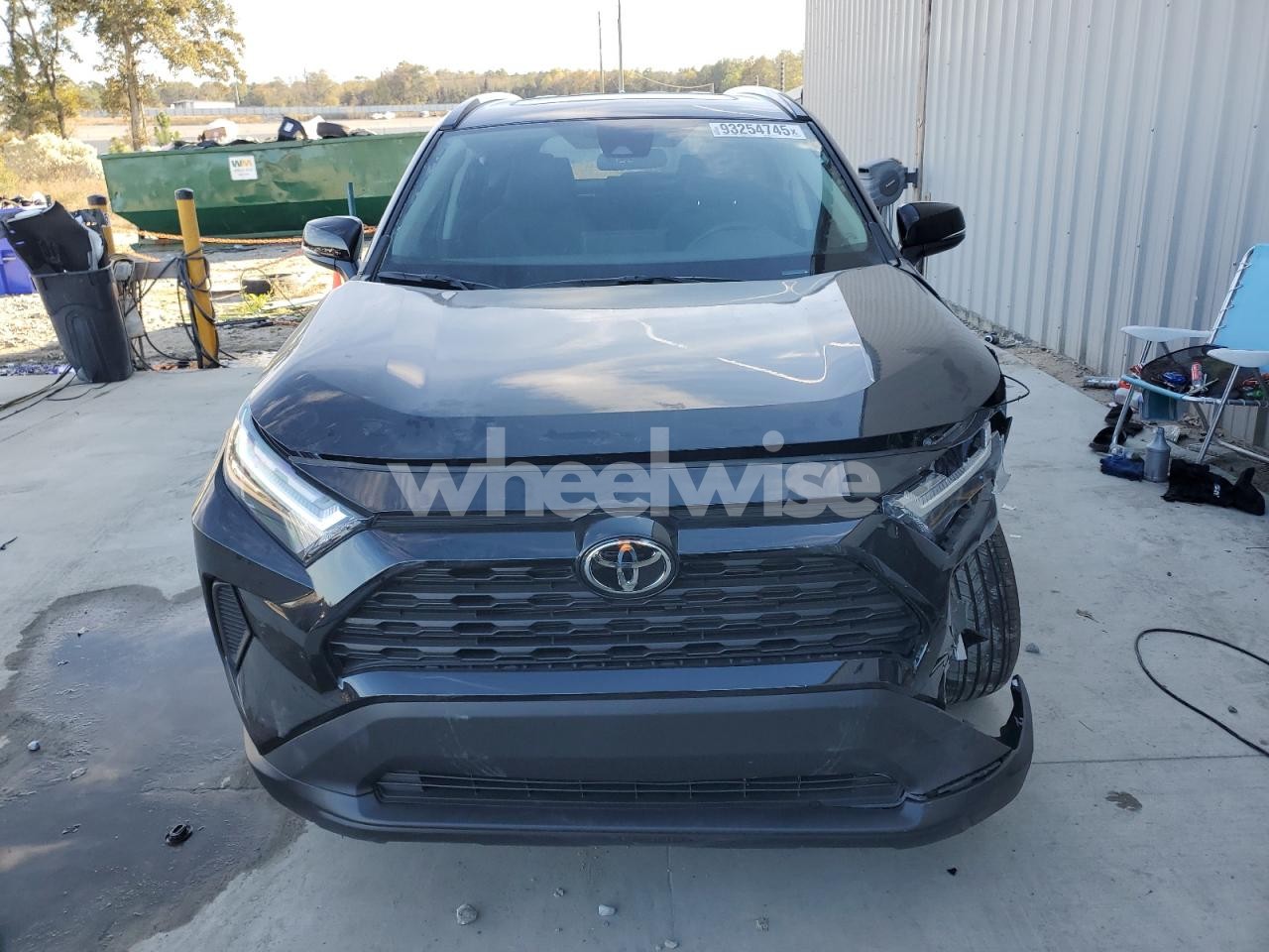 Photo 5 of 2025 TOYOTA RAV4 XLE (VIN 2T3W1RFV6SW413005)