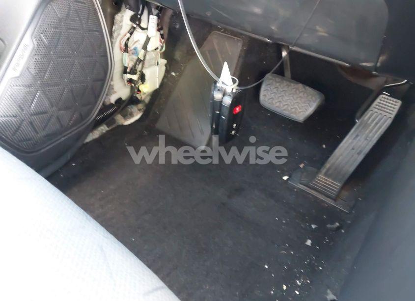 Photo 11 of 2019 Toyota Rav4 XLE (VIN 2T3W1RFV7KW021151)