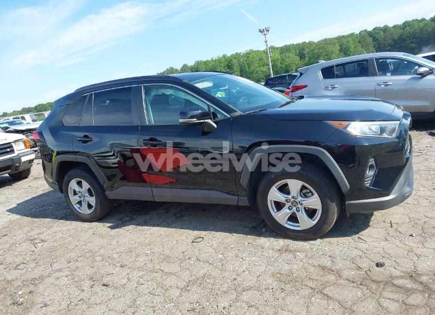 Photo 13 of 2019 Toyota Rav4 XLE (VIN 2T3W1RFV7KW021151)