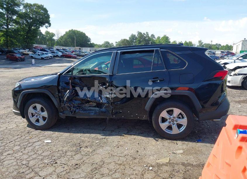 Photo 14 of 2019 Toyota Rav4 XLE (VIN 2T3W1RFV7KW021151)