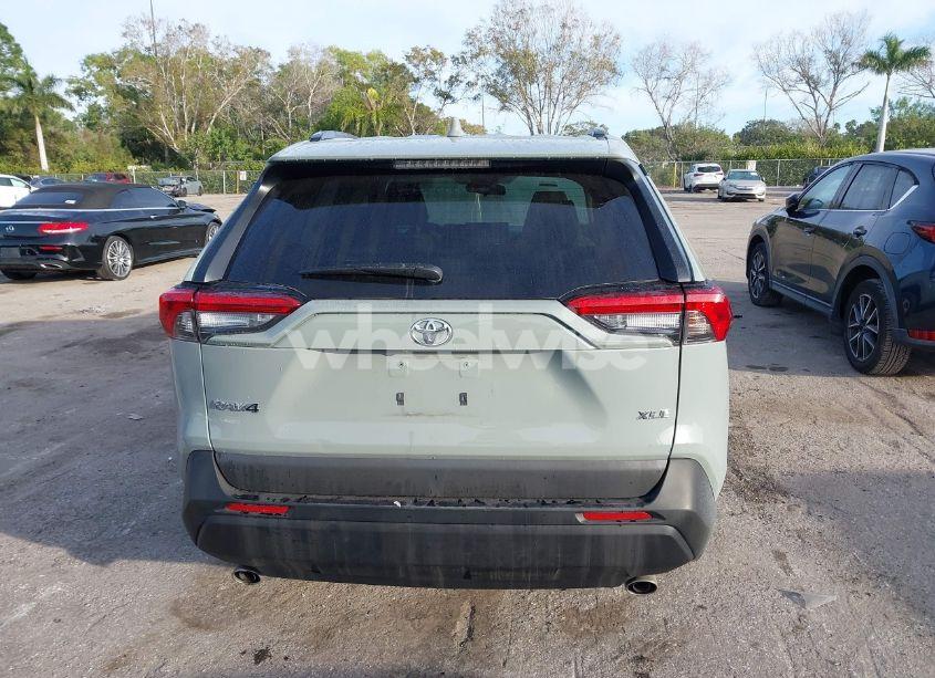 Photo 16 of 2020 Toyota Rav4 XLE (VIN 2T3W1RFV7LW060453)