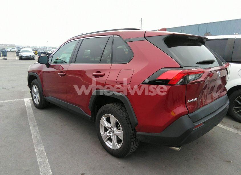Photo 3 of 2020 Toyota Rav4 XLE (VIN 2T3W1RFV7LW086907)
