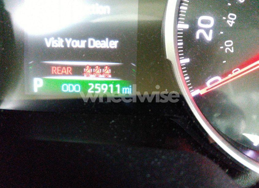 Photo 7 of 2020 Toyota Rav4 XLE (VIN 2T3W1RFV7LW086907)