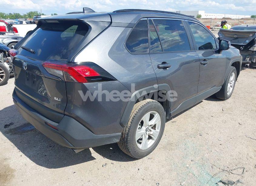 Photo 4 of 2021 Toyota Rav4 XLE (VIN 2T3W1RFV7MC131315)