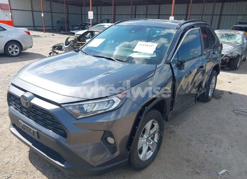 Photo 6 of 2021 Toyota Rav4 XLE (VIN 2T3W1RFV7MC131315)