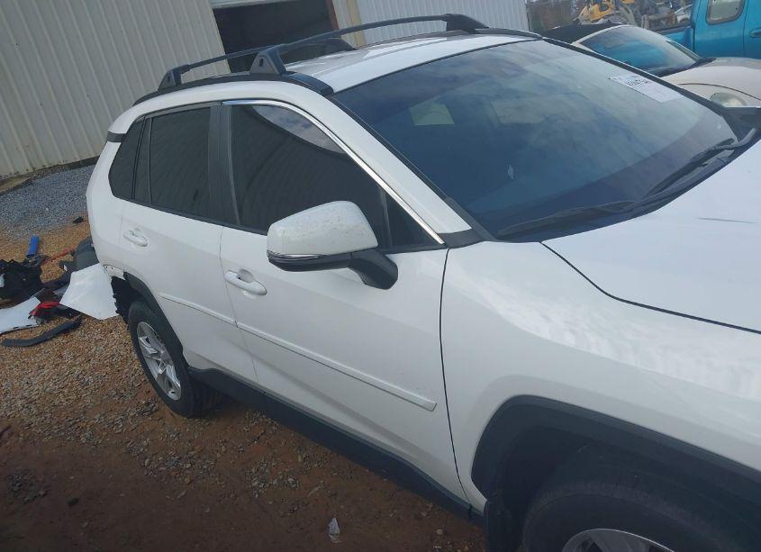 Photo 14 of 2021 Toyota Rav4 XLE (VIN 2T3W1RFV7MC161608)