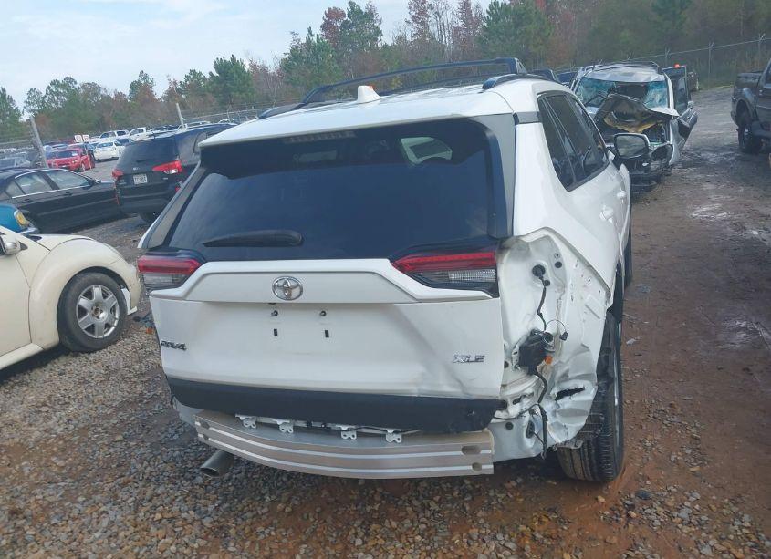 Photo 17 of 2021 Toyota Rav4 XLE (VIN 2T3W1RFV7MC161608)