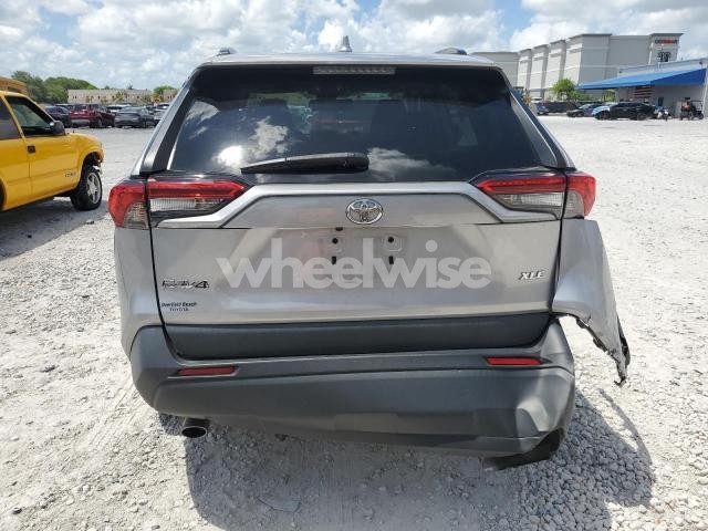 Photo 12 of 2021 TOYOTA RAV4 XLE (VIN 2T3W1RFV7MC163732)