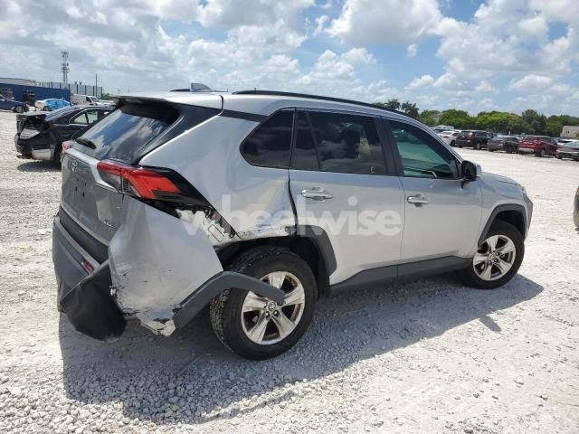 Photo 2 of 2021 TOYOTA RAV4 XLE (VIN 2T3W1RFV7MC163732)