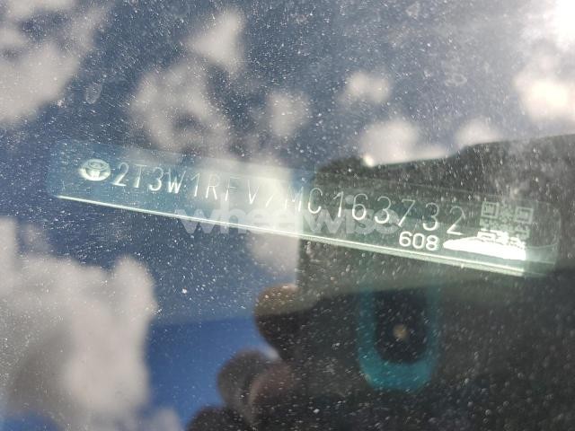 Photo 4 of 2021 TOYOTA RAV4 XLE (VIN 2T3W1RFV7MC163732)