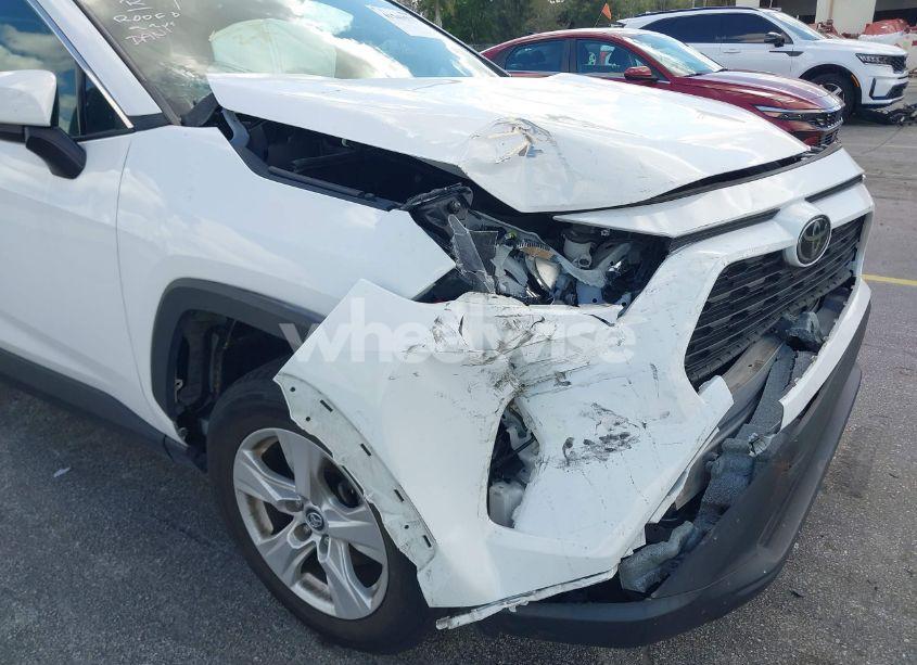 Photo 6 of 2021 Toyota Rav4 XLE (VIN 2T3W1RFV7MW116571)
