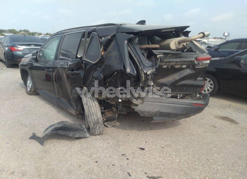 Photo 6 of 2021 Toyota Rav4 XLE (VIN 2T3W1RFV7MW122774)