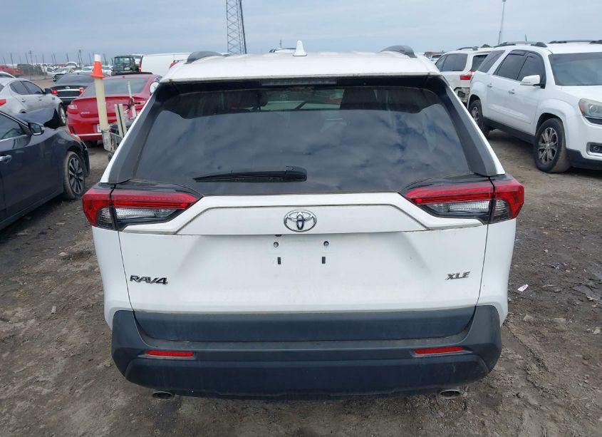 Photo 16 of 2021 Toyota Rav4 XLE (VIN 2T3W1RFV7MW160697)