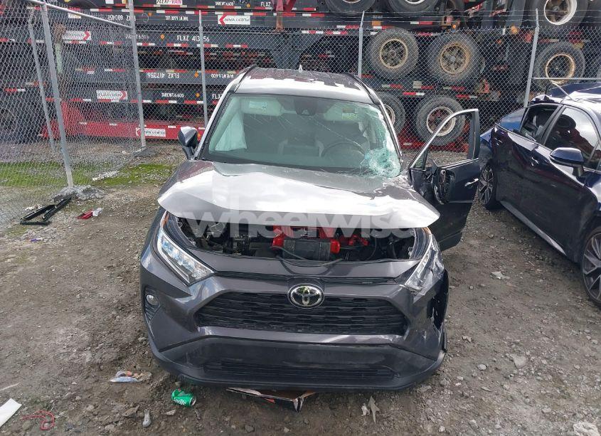 Photo 11 of 2021 Toyota Rav4 XLE (VIN 2T3W1RFV7MW161042)