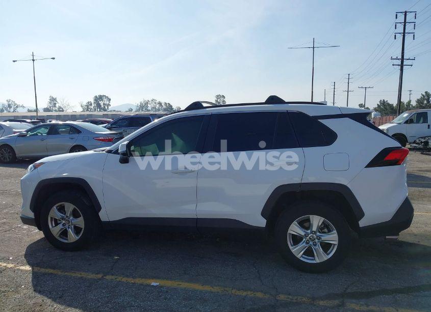 Photo 14 of 2021 Toyota Rav4 XLE (VIN 2T3W1RFV7MW163695)