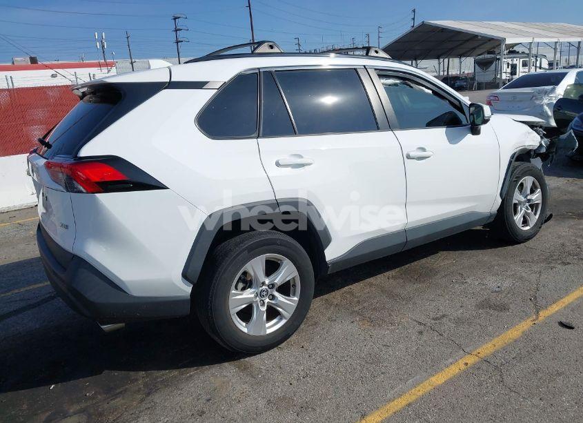 Photo 4 of 2021 Toyota Rav4 XLE (VIN 2T3W1RFV7MW163695)