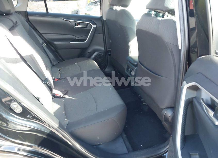 Photo 8 of 2021 Toyota Rav4 XLE (VIN 2T3W1RFV7MW168654)