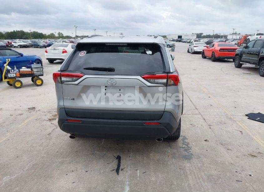 Photo 17 of 2022 Toyota Rav4 XLE (VIN 2T3W1RFV7NC202725)
