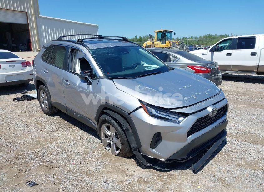 2023 Toyota Rav4 XLE (VIN 2T3W1RFV7PC214490) main photo