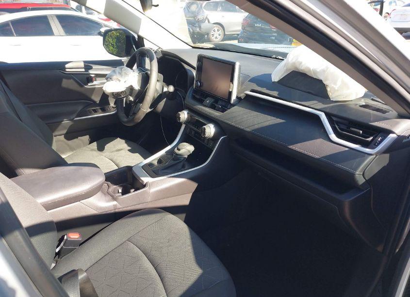 Photo 5 of 2024 Toyota Rav4 XLE (VIN 2T3W1RFV7RW315448)