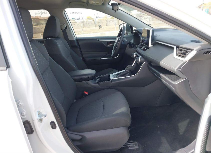 Photo 5 of 2024 Toyota Rav4 XLE (VIN 2T3W1RFV7RW319208)