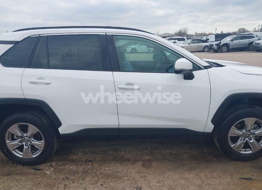 Photo 13 of 2024 Toyota Rav4 XLE (VIN 2T3W1RFV7RW333755)