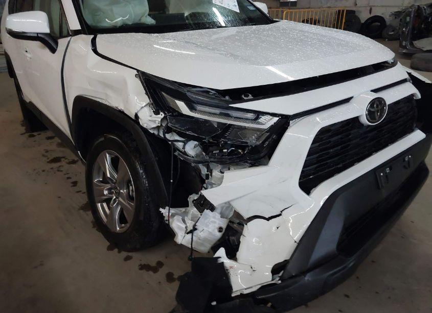 Photo 6 of 2024 Toyota Rav4 XLE (VIN 2T3W1RFV7RW333867)