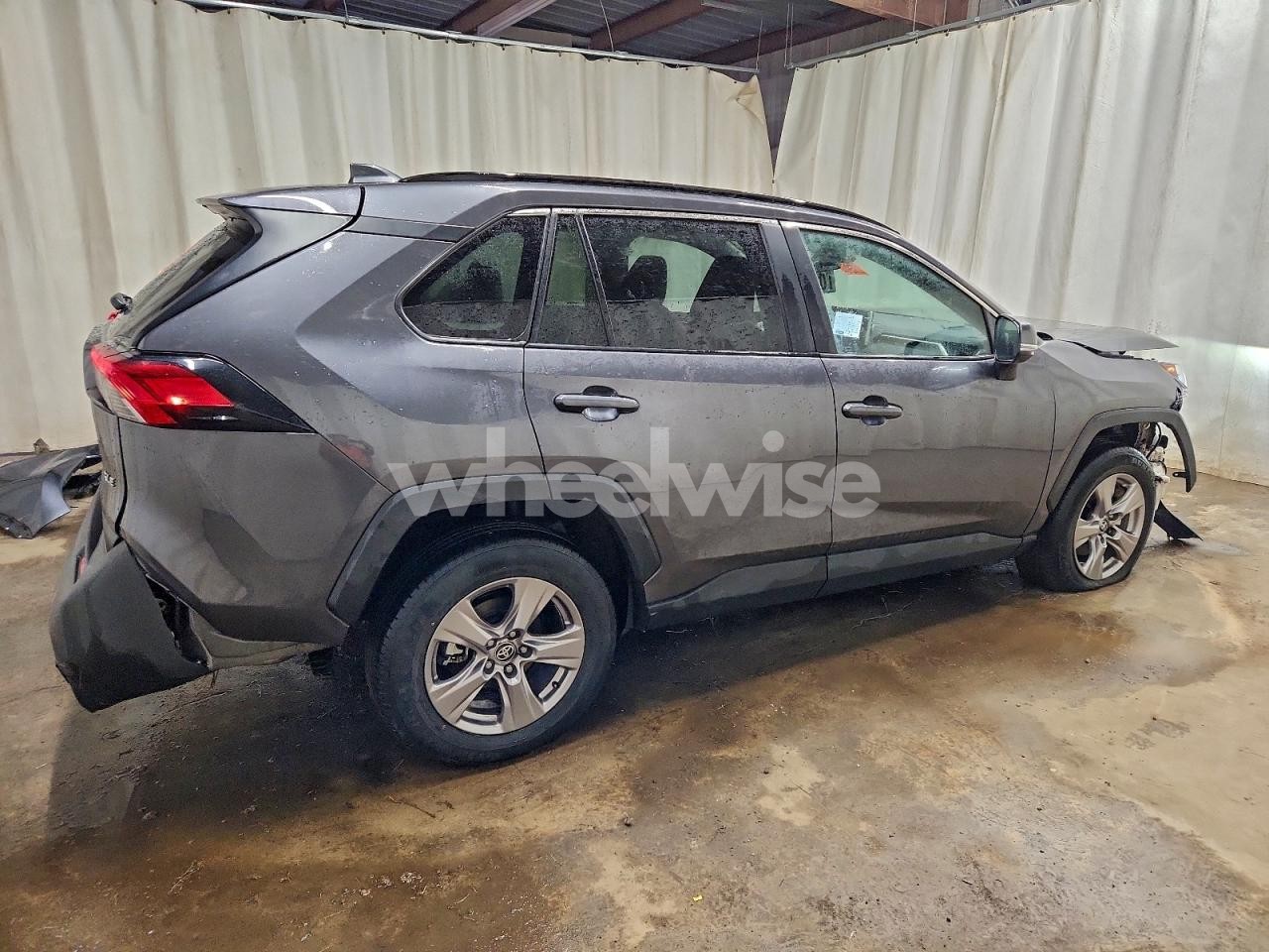 Photo 3 of 2025 TOYOTA RAV4 XLE (VIN 2T3W1RFV7SC330670)