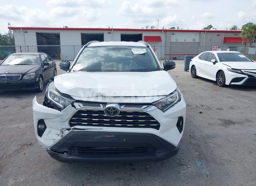 Photo 12 of 2020 Toyota Rav4 XLE (VIN 2T3W1RFV8LC053206)