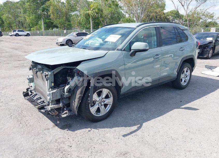 Photo 2 of 2020 Toyota Rav4 XLE (VIN 2T3W1RFV8LC058714)