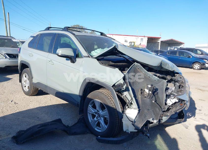 2020 Toyota Rav4 (VIN 2T3W1RFV8LW062714) main photo