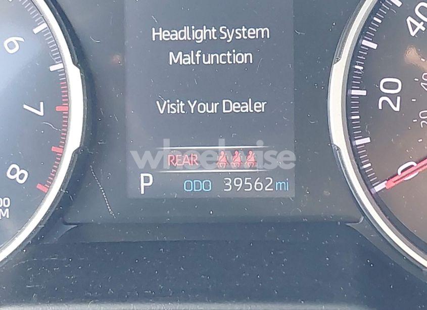 Photo 15 of 2020 Toyota Rav4 (VIN 2T3W1RFV8LW062714)