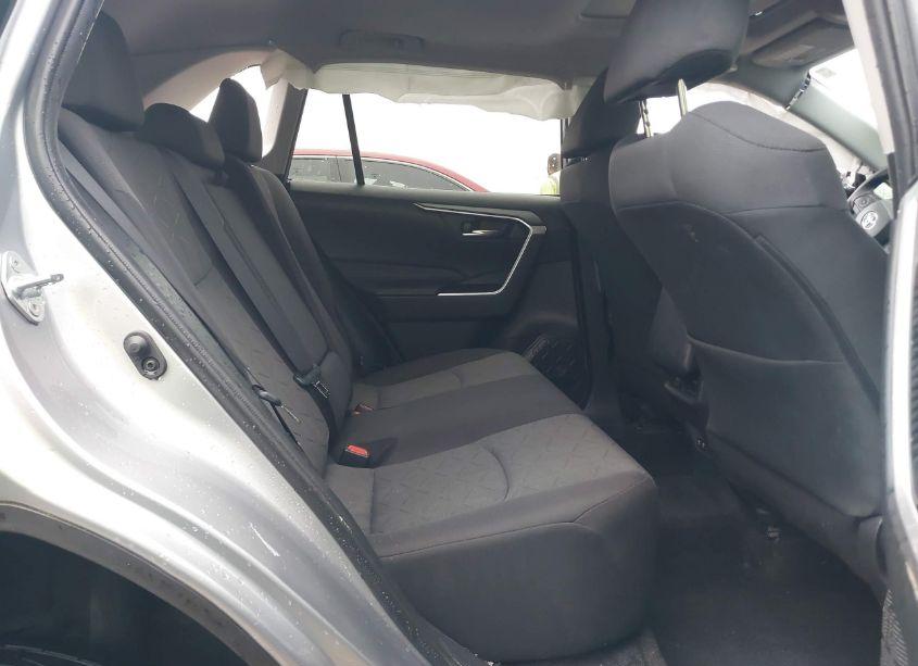 Photo 8 of 2021 Toyota Rav4 XLE (VIN 2T3W1RFV8MC087485)