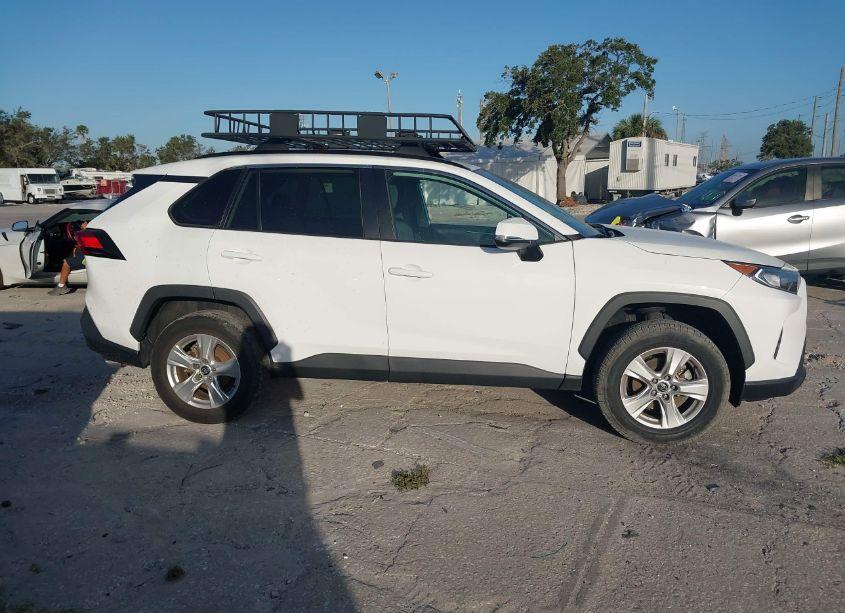 Photo 13 of 2021 Toyota Rav4 XLE (VIN 2T3W1RFV8MC091620)