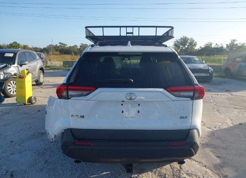 Photo 16 of 2021 Toyota Rav4 XLE (VIN 2T3W1RFV8MC091620)