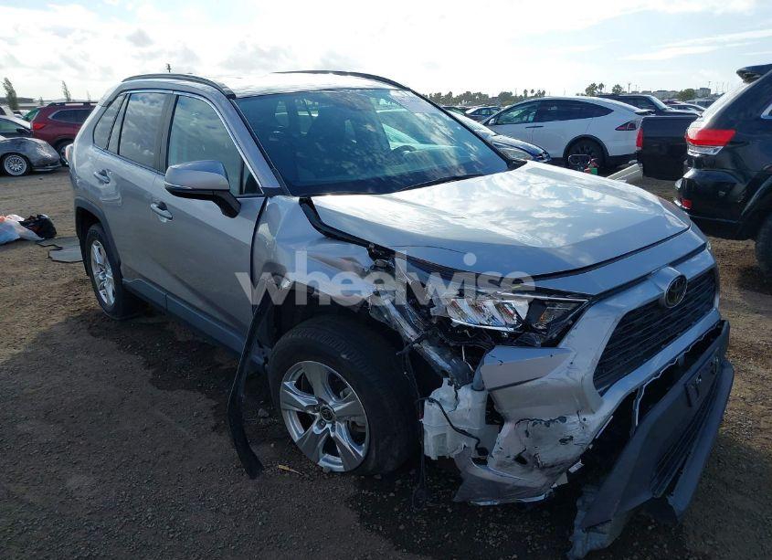 Photo 6 of 2021 Toyota Rav4 XLE/XLE PREMIUM (VIN 2T3W1RFV8MC157096)