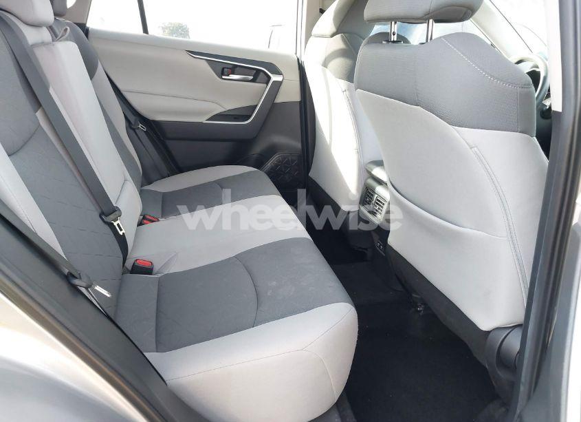 Photo 8 of 2021 Toyota Rav4 XLE/XLE PREMIUM (VIN 2T3W1RFV8MC157096)