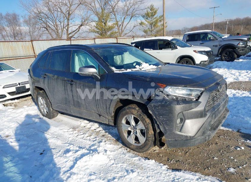 Photo 13 of 2021 Toyota Rav4 XLE (VIN 2T3W1RFV8MW131497)