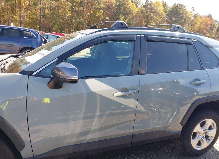 Photo 14 of 2021 Toyota Rav4 XLE (VIN 2T3W1RFV8MW166542)