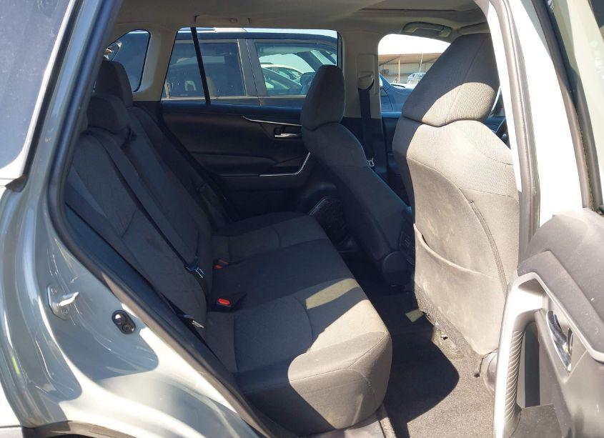 Photo 8 of 2021 Toyota Rav4 XLE (VIN 2T3W1RFV8MW166542)