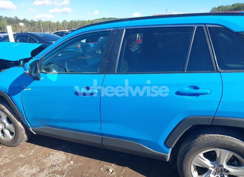 Photo 14 of 2021 Toyota Rav4 XLE (VIN 2T3W1RFV8MW167271)